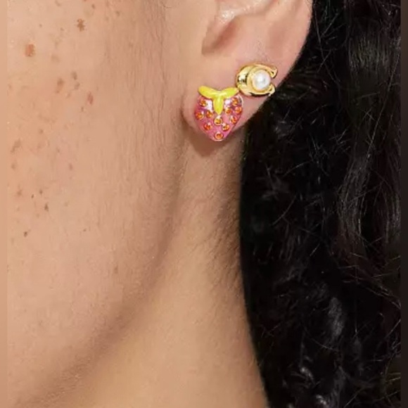 Coach Strawberry Signature pearl Stud Earrings Set brand‎ new